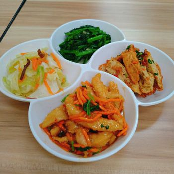 平價餐點也能美美上桌