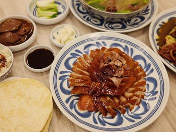 【 台中美食↠達人嗑鴨 】