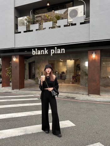 All in Black OOTD