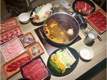 【台北永春】種類選擇豐富特別的和牛火鍋吃到飽—有之和牛