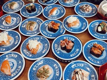 藏壽司吃什麼｜鮭魚大滿貫