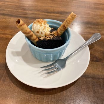 新北｜蘆洲R2｜平價義大利麵店🍝｜巧克力布朗尼❤️