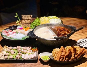 天冷必須吃鍋｜新竹美食·岩漿火鍋