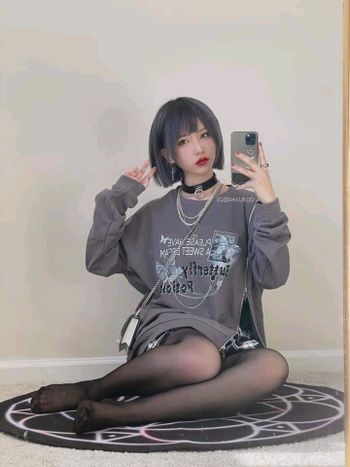 嗨🖤最近好久不見了😈🖤