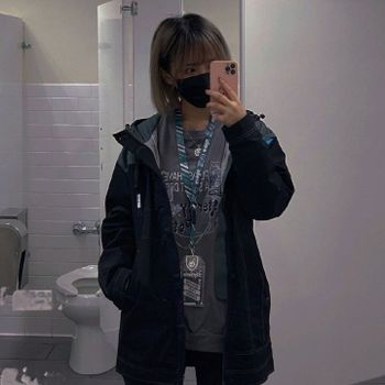 一個狐洛子🦊🖤