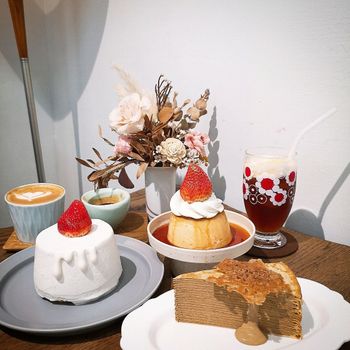 信義甜點🍓｜誘人草莓布丁與厲害咖啡☕｜室香