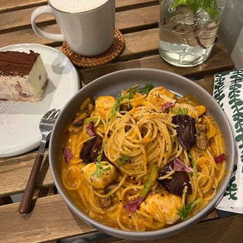 新北鹹&甜食｜甜鹹食一應俱全的韓系餐廳🍝｜三重站餐廳