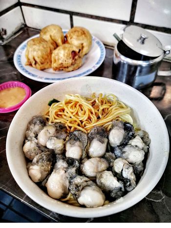 新北美食｜板橋湳雅夜市，肥美蚵仔吃好吃滿