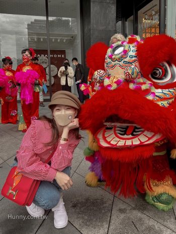 過新年就是要看舞龍舞獅