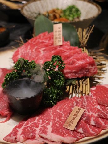 台東《屋賀爺燒肉》｜今年新年不圍爐改吃燒肉！