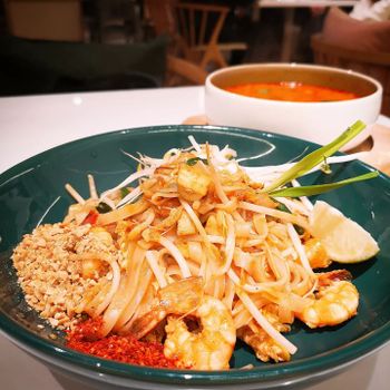 來自曼谷的清爽泰式美食🦐 | Lady Nara