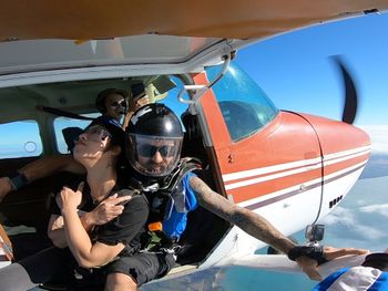 𝘼𝙐 𝙏𝙧𝙖𝙫𝙚𝙡｜艾利爾海灘跳傘攻略🪂教你跳傘怎麼拍照