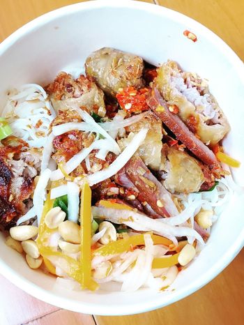#越南料理 #涼拌米線
