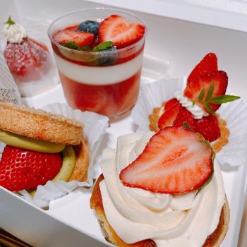 桃園📍草莓季就用人氣預約制甜點來收尾吧！