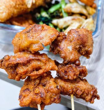 🍴台北美食🍴心中第一名好吃的炸雞 皮薄多汁!!