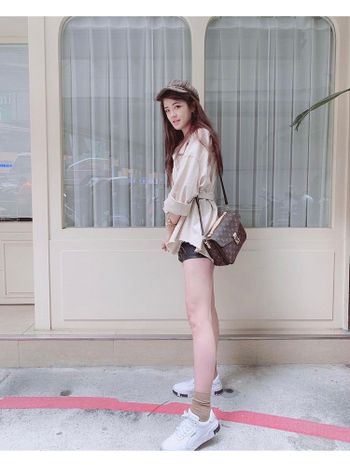 米奇喜歡的包包💛