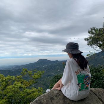 崁頭山 ｜輕輕鬆鬆上小百岳！