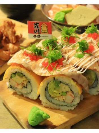 【超浮誇日式】森川丼丼｜鮭魚握壽司🍣丼飯、生魚片、味噌湯等