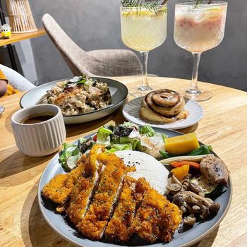 大橋頭巷弄美食-閣樓哩