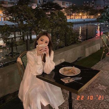 喝杯奶茶甜一下