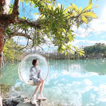 📍花蓮景點-雲山水夢幻湖｜超夢幻的湖邊玻璃球，怎麼拍都好美💕