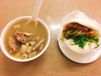 台北美食｜在地人的最愛，老翁家四神湯🥣
