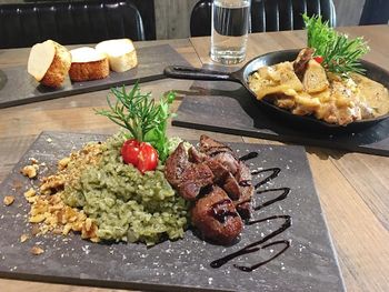 台北美食｜寵物友善餐廳🐶 J FULL賈福廚房
