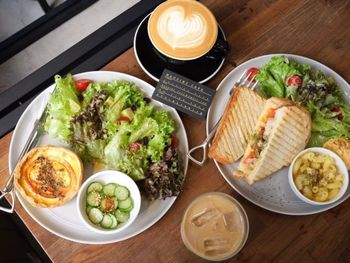 全台25間最棒咖啡廳第5名|【HAUSINC CAFE】