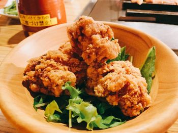 日本美食｜焼鳥革命とりボンバー，熊本超好吃的雞內臟串燒！
