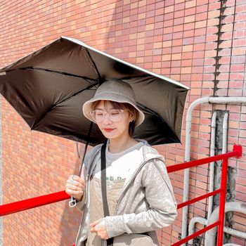 貓掌療癒你的雨天憂鬱！雨之情貓掌傘