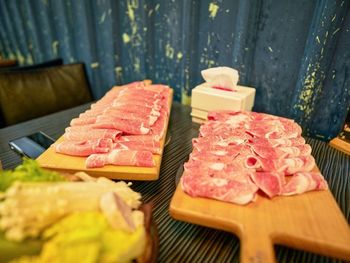 高雄 五鮮級 國產五鮮豬 + 綜合蔬菜盤