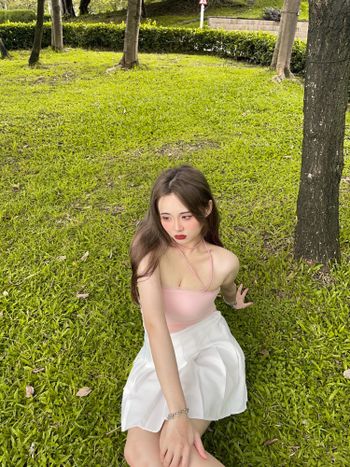 夏日穿搭｜草地拍照