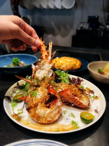 信義區海鮮私廚｜龍蝦買一送一中🦞
