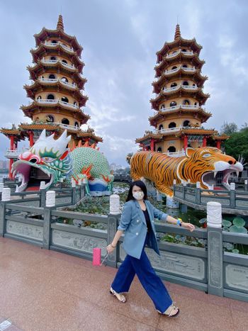 [高雄景點] 走走晃晃在蓮池潭當個觀光客