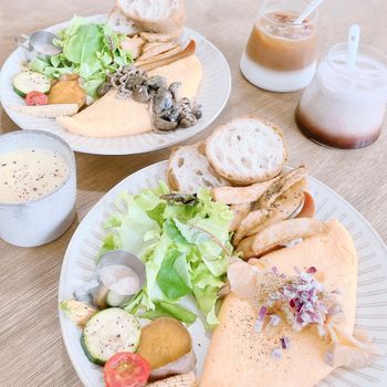 📍台中 美食 小家山食｜推推法式吐司與歐姆蛋捲