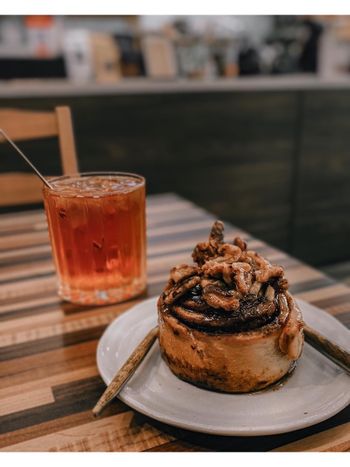 好吃的肉桂捲再+1｜supreme beans coffee