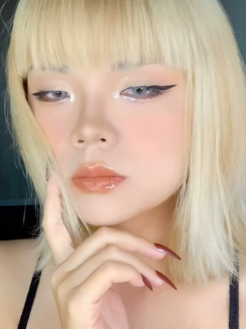 化成洋娃娃