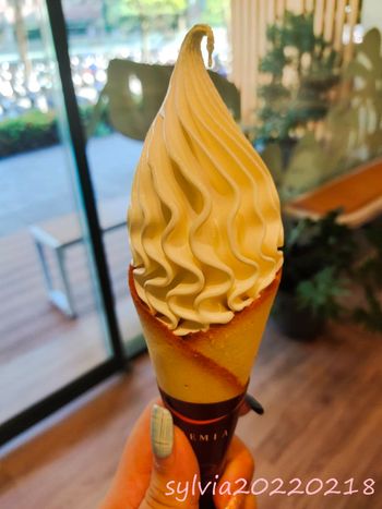 南京三民站，Cremia冰淇淋