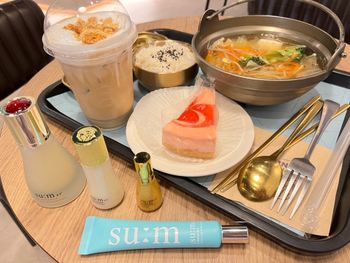 ［coffee bene餐點超好吃的]核銷兩張gomaji券還送哈根達斯冰淇淋ㄧ杯