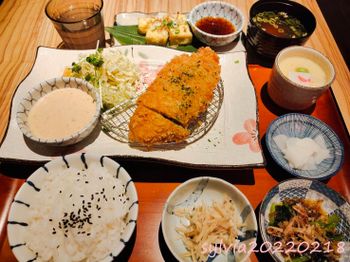 日本橋浜町食事处，台北車站