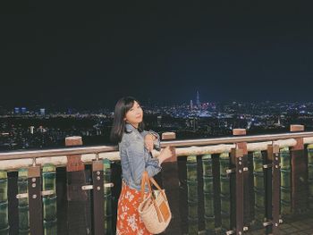 台北｜沒有騎車開車也能抵達的絕美夜景🌃