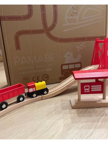 木製玩具火車