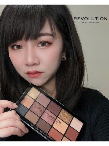 ♡REVOLUTION♡玩妝革命15色眼影盤～