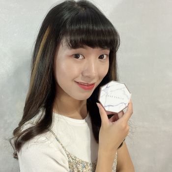 韓系妝感超美的韓國大理石氣墊｜迪雅黛麗奧DEAR DAHLIA 