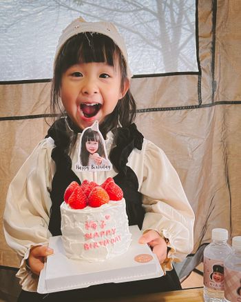 孩子，願妳內心保持一份簡單一份純真，像孩童般開心幸福又健康!