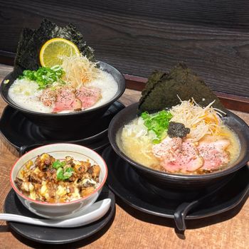台北科技大樓｜松露控必吃！濃郁黑松露雞豚拉麵🍜
