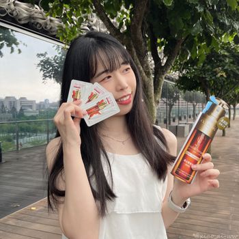 療癒的植萃香味！克蘭詩 黃金雙激萃清爽版✨