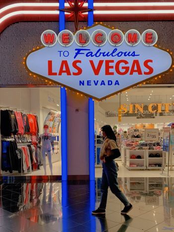 來這裡你就可以環遊世界了_Las Vegas不夜城 景點推薦