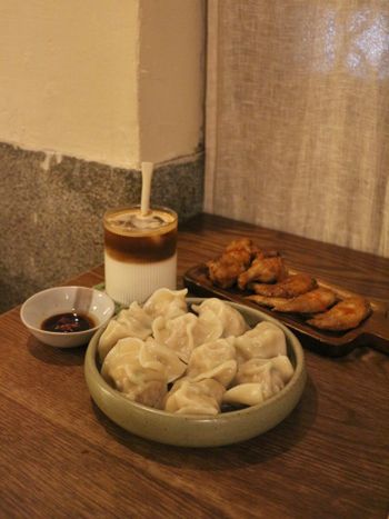 大橋頭站《初二咖啡》｜不是水餃店！是自家烘焙咖啡館