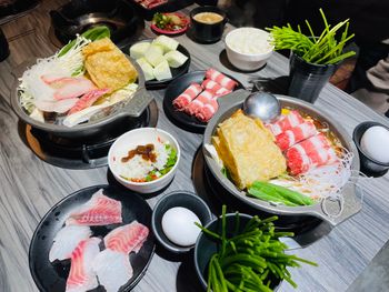 台中北屯｜【不辣也好吃】湯頭只有椒麻香氣，超級上口的火鍋